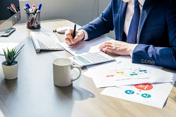 _公司姓名介绍设计